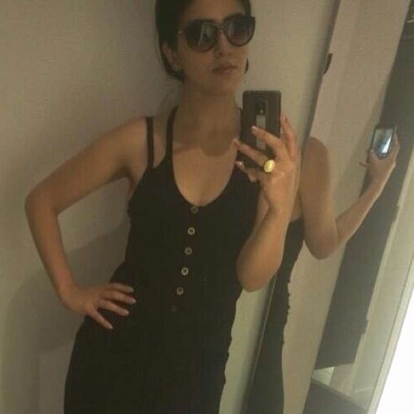 Meet your Posher, Khatera - Picture 2 of 7